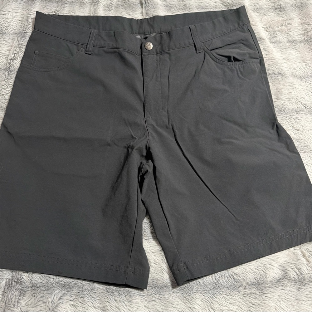 Adidas Adicross Performance Golf Shorts Men’s Size 36 9" Inseam Gray Nylon